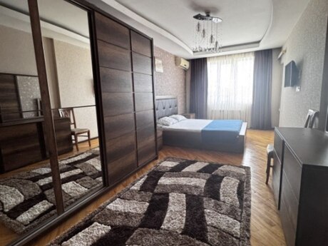 3 otaqlı mənzil, 140 m², Nəriman Nərimanov: 319 000 ₼ 3