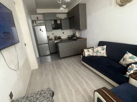 Объявление №6350645 - Баку, пос. Бакиханова, 3-комн., 66 м², 1/4 этаж