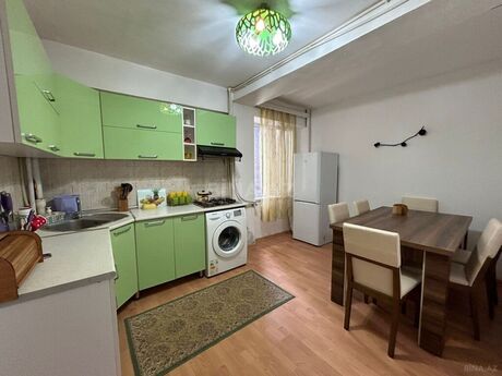 1 otaqlı köhnə tikili - 28 May m. - 49 m²