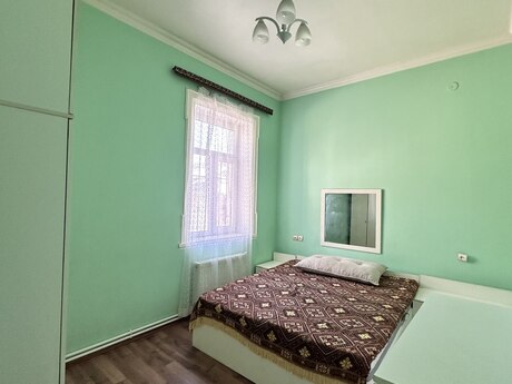 Объявление №6350763 - Баку, м. Низами, 2-комн., 70 м², 2/2 этаж
