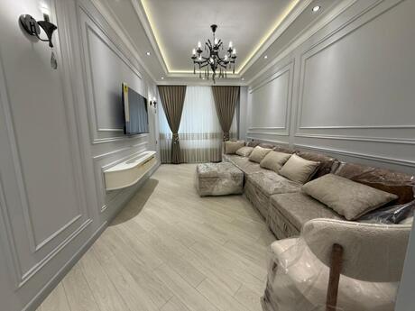Elan №6350851 - Bakı, Şah İsmayıl Xətai m., 2 otaqlı, 95 m², 7/20 mərtəbə