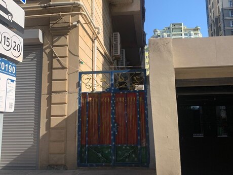 Elan №6350887 - Bakı, 8 Noyabr m., 250 m²