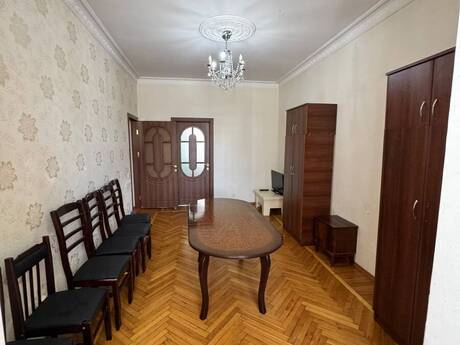 Elan №6350871 - Bakı, 28 May m., 3 otaqlı, 100 m², 5/5 mərtəbə