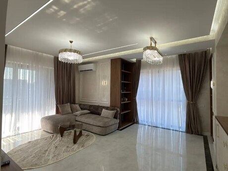 3-комнатная квартира, 127 м², Şah İsmayıl Xətai: 635 000 ₼ 2