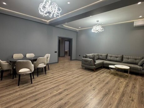 Объявление №6351250 - Баку, пос. Аг шехер, 3-комн., 140 м², 2/8 этаж