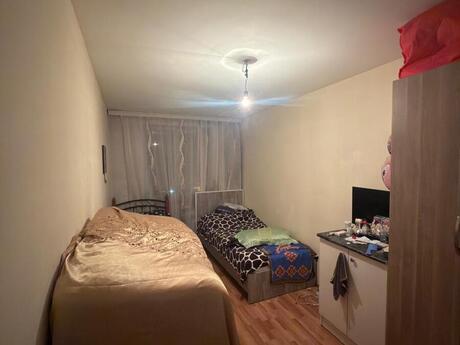 2 otaqlı köhnə tikili - Elmlər Akademiyası m. - 50 m²