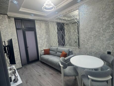 Elan №6351304 - Bakı, Qara Qarayev m., 2 otaqlı, 42 m², 15/17 mərtəbə