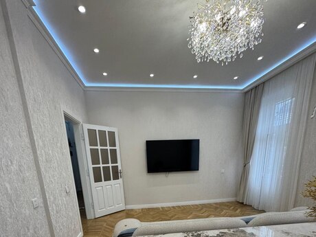 Kirayə 3 otaqlı mənzil, 100 m², 28 May: 1 650 ₼/ay 5