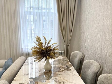 Kirayə 3 otaqlı mənzil, 100 m², 28 May: 1 650 ₼/ay 3