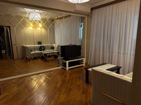 2-room apartment for rent, 70 m², Bayıl: 800 ₼/mo 2
