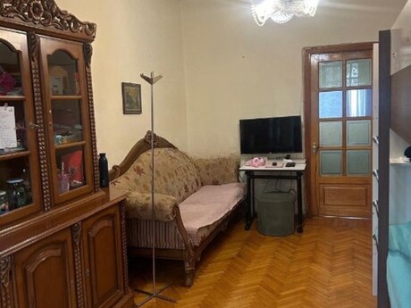 2 otaqlı köhnə tikili - Gənclik m. - 52 m²