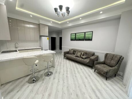 Elan №6351731 - Bakı, Ağ şəhər q., 3 otaqlı, 100 m², 3/8 mərtəbə