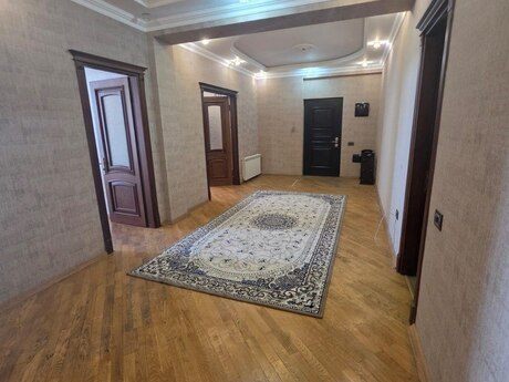 Квартира в аренду со сниженной ценой в Həsən Əliyev küç.