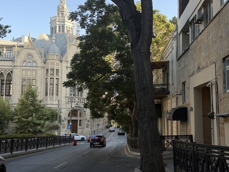 Elan №6344953 - Bakı, İçəri Şəhər m., 2 otaqlı, 45 m², 2/3 mərtəbə