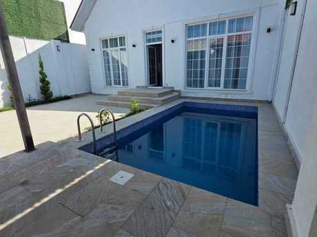 4 otaqlı həyət evi/bağ evi - Şüvəlan q. - 130 m²