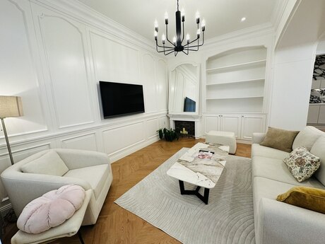 2-комнатная квартира, 100 м², 28 May: 385 000 ₼ 3