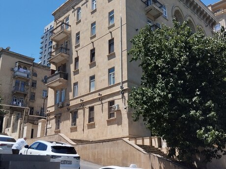 Объявление №6351930 - Баку, пос. Баилова, 2-комн., 52 м², 3/5 этаж