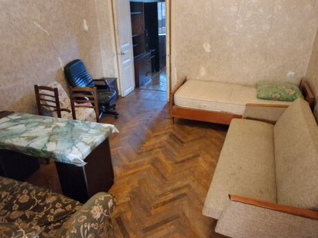 Elan №6351997 - Bakı, 28 May m., 2 otaqlı, 45 m², 2/3 mərtəbə