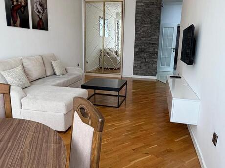 Elan №6352221 - Bakı, 28 May m., 2 otaqlı, 65 m², 14/17 mərtəbə