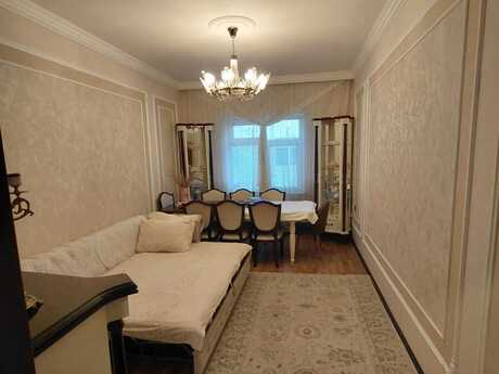 Elan №6284121 - Bakı, Nəriman Nərimanov m., 2 otaqlı, 60 m², 2/4 mərtəbə