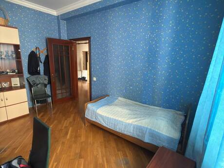 3-комн. новостройка - м. Элмляр Академиясы - 110 м²