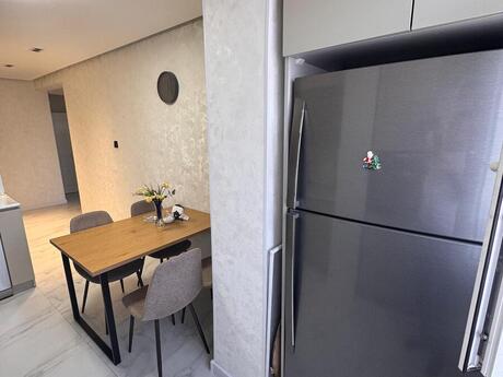 3-комн. вторичка - м. Ази Асланов - 80 м²