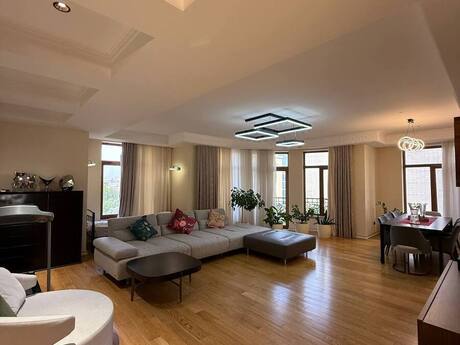 4 otaqlı mənzil, 198 m², Nəsimi: 1 050 000 ₼ 2