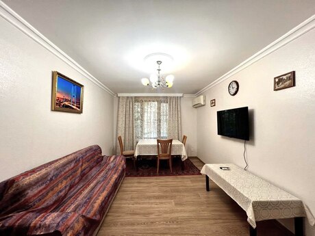 Elan №6352476 - Bakı, Qara Qarayev m., 2 otaqlı, 50 m², 1/5 mərtəbə