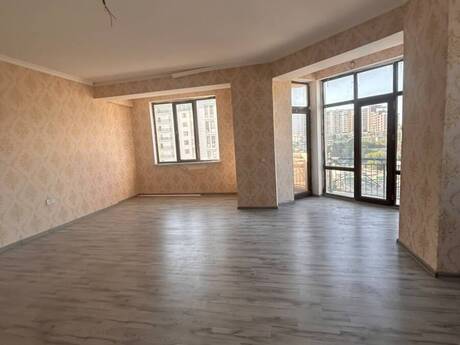 3 otaqlı mənzil, 155 m², 28 May: 400 000 ₼ 4