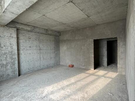 4 otaqlı mənzil, 148 m², 28 May: 530 000 ₼ 3