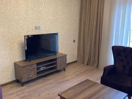 Объявление №6352542 - Баку, м. Шах Исмаил Хатаи, 2-комн., 85 м², 5/16 этаж