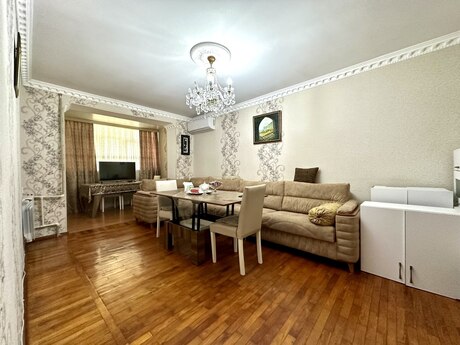 4 otaqlı mənzil, 100 m², Neftçilər: 185 000 ₼ 2