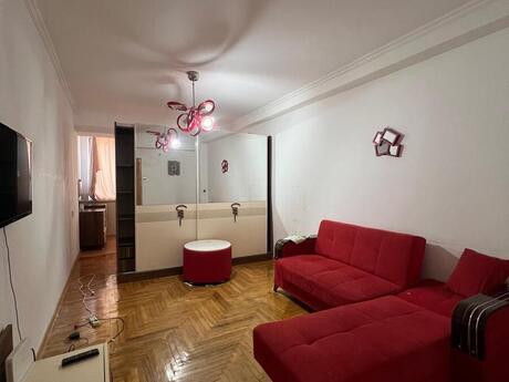 Elan №6352581 - Bakı, 28 May m., 1 otaqlı, 50 m², 7/9 mərtəbə