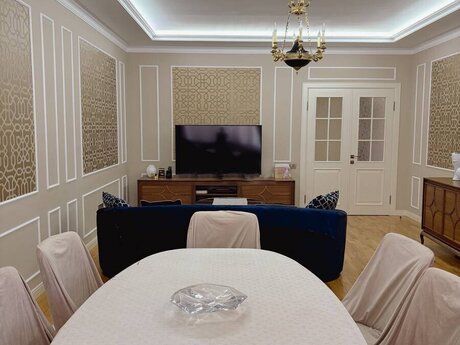 Elan №6352757 - Bakı, 28 May m., 3 otaqlı, 117 m², 10/17 mərtəbə