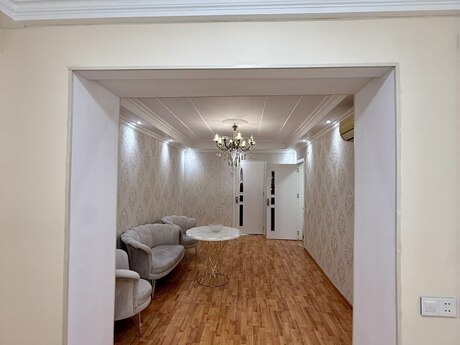 Elan №6352821 - Bakı, İnşaatçılar m., 2 otaqlı, 60 m², 1/6 mərtəbə