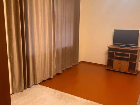 Elan №6352816 - Bakı, Nəriman Nərimanov m., 2 otaqlı, 50 m², 3/3 mərtəbə