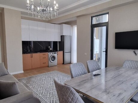 Elan №6352832 - Bakı, İnşaatçılar m., 3 otaqlı, 110 m², 18/18 mərtəbə