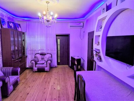Elan №6352875 - Bakı, M.Ə.Rəsulzadə q., 5 otaqlı, 150 m²