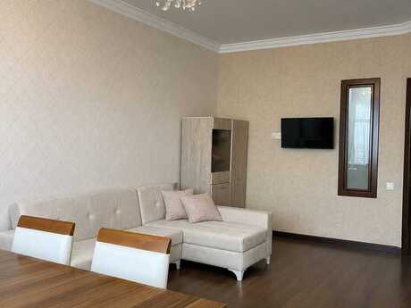 Elan №6352904 - Bakı, İnşaatçılar m., 3 otaqlı, 85 m², 8/17 mərtəbə