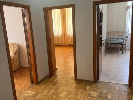 2 otaqlı yeni tikili - 28 May m. - 90 m²