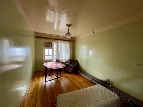 4 otaqlı mənzil, 100 m², Bakıxanov: 220 000 ₼ 5