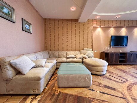 3-room apartment, 175 m², 28 May: 459 999 ₼ 4
