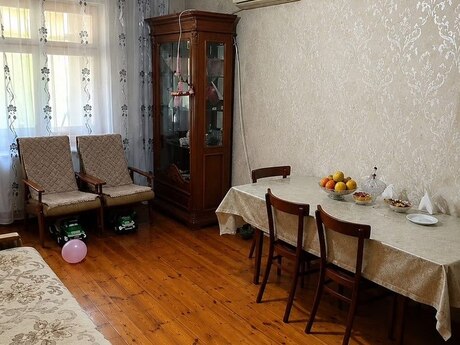 Elan №6353045 - Bakı, Azadlıq Prospekti m., 3 otaqlı, 65 m², 3/5 mərtəbə