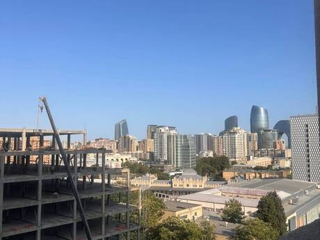 4 otaqlı mənzil, 164 m², 28 May: 434 000 ₼ 2