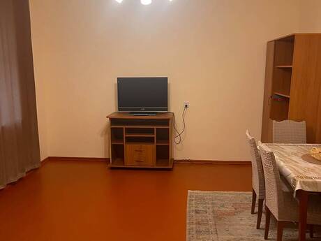 Объявление №6353171 - Баку, м. Нариман Нариманов, 2-комн., 50 м², 3/3 этаж