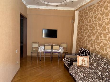 Elan №6353337 - Bakı, Elmlər Akademiyası m., 2 otaqlı, 66 m², 13/16 mərtəbə