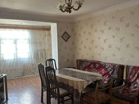 Elan №6353441 - Bakı, Elmlər Akademiyası m., 2 otaqlı, 65 m², 3/5 mərtəbə