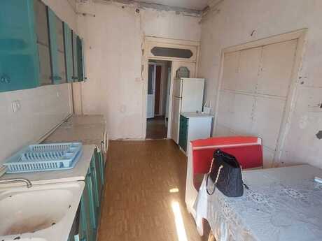 1 otaqlı köhnə tikili - Nəsimi r. - 40 m²