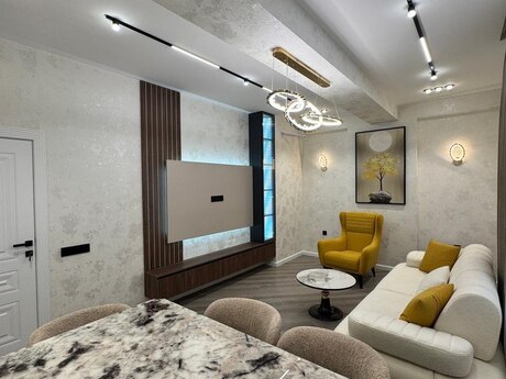 3-комн. новостройка - м. Ази Асланов - 91 м²