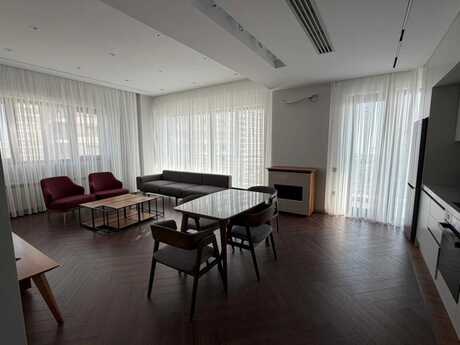 Elan №6353605 - Bakı, Ağ şəhər q., 4 otaqlı, 163 m², 7/18 mərtəbə